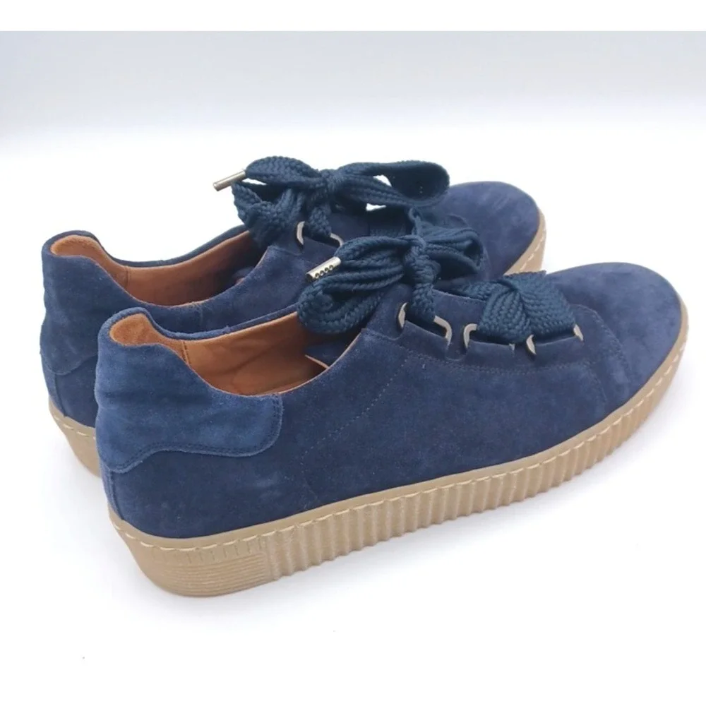 Gabor Women's Size‎ 7 Blue Suede Sneakers Featuring Wide Yarn-Like Laces EUC